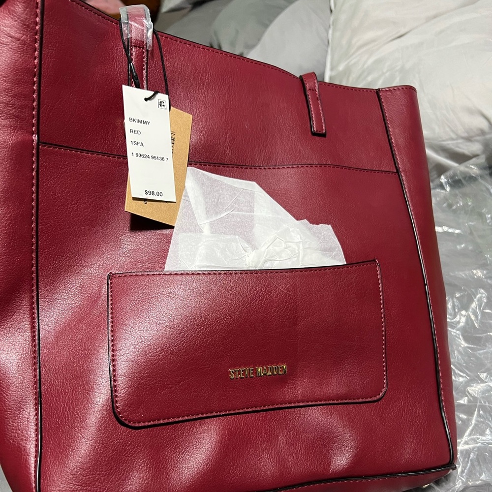 New Steven Madden bag with tags